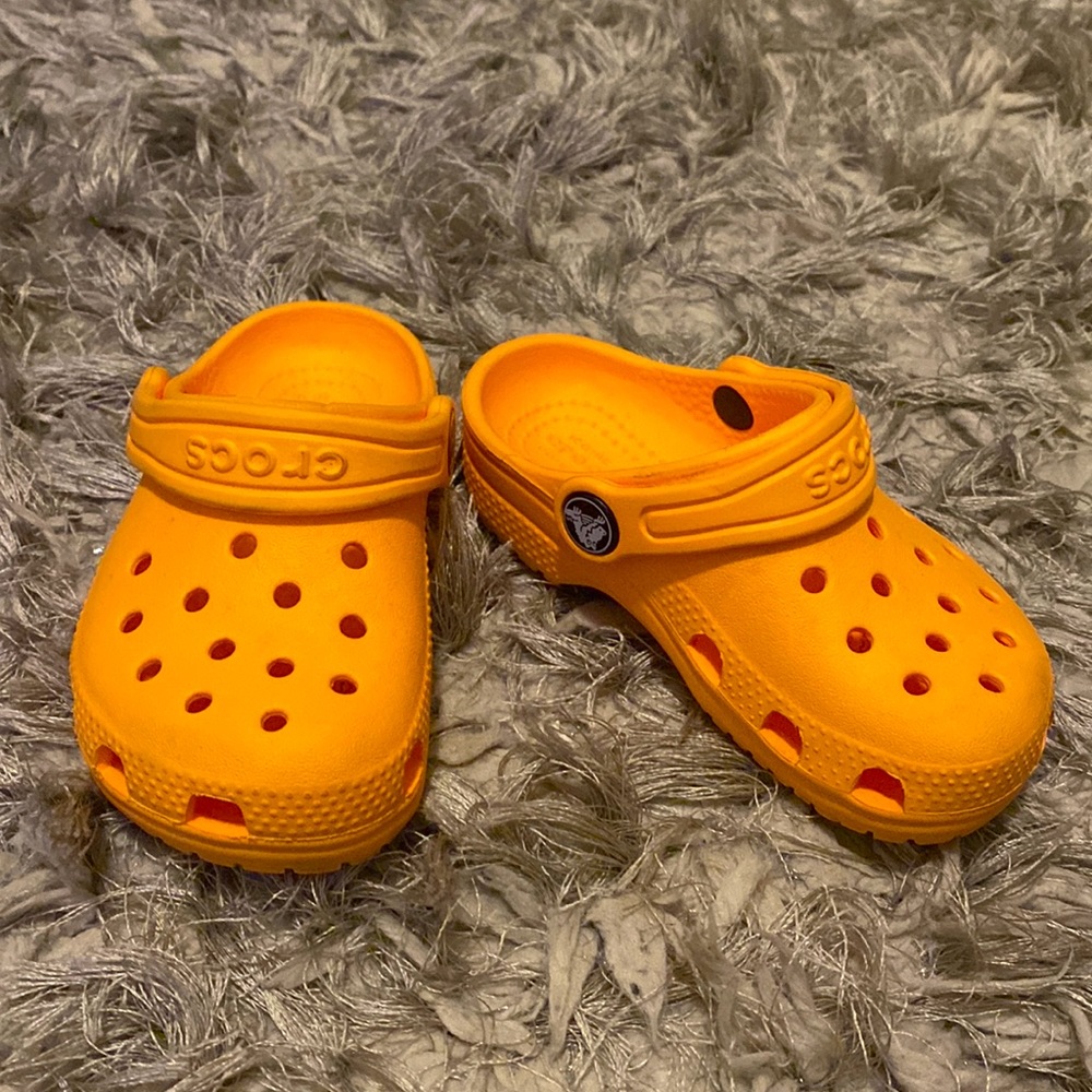 kids crocs